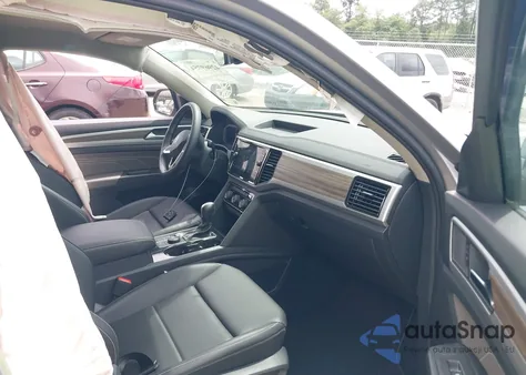 2023 Volkswagen Atlas 2.0T Sel from USA, damaged, VIN 1V2BP2CA9PC543715